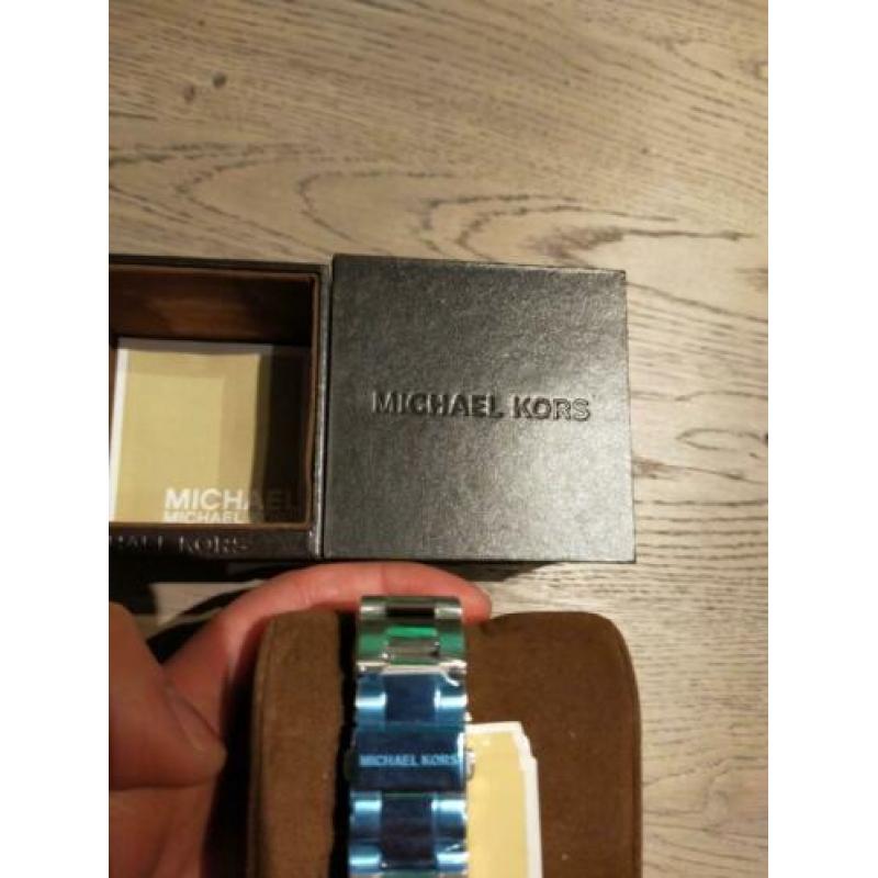 Michael Kors horloge - MK7056 - stijlvol staal