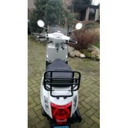 Kymco like snor scooter