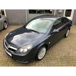 Opel Vectra 1.8 16V GTS,Automaat,Airco,Nw Type 2006 €4695,-