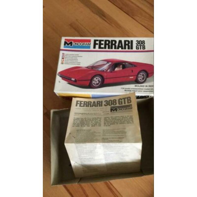 Ferrari 308gtb monogram bouwpakket 1:24