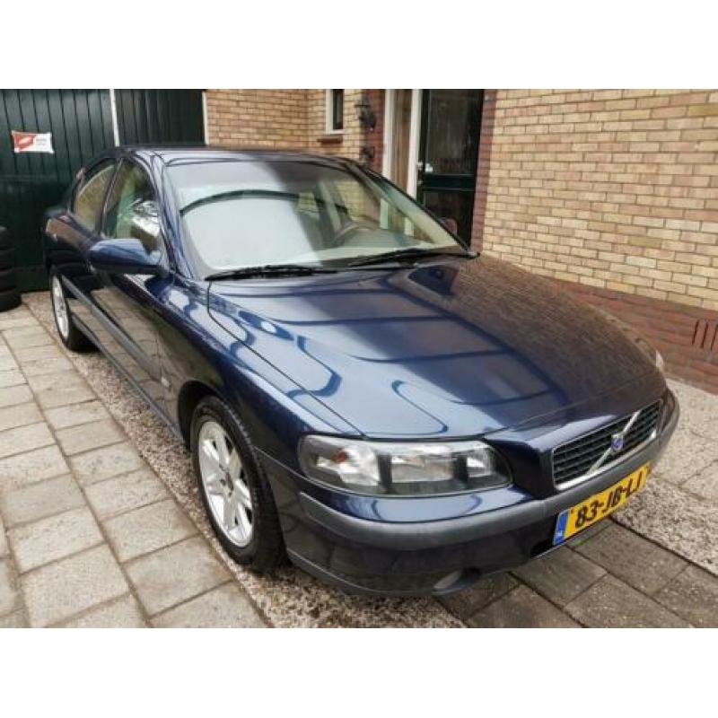 Volvo S60 2.4 D5 163 PK Young Timer !!! Luxe uit.v.