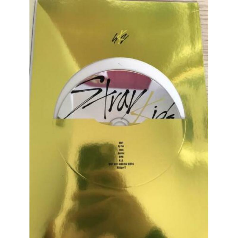 Stray Kids - I am Who album met Felix en Han PC