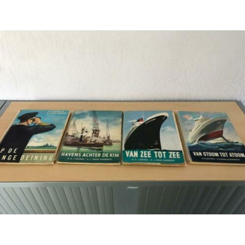 4 oude scheepvaartplaatjes albums van Bovens en Naerenbout