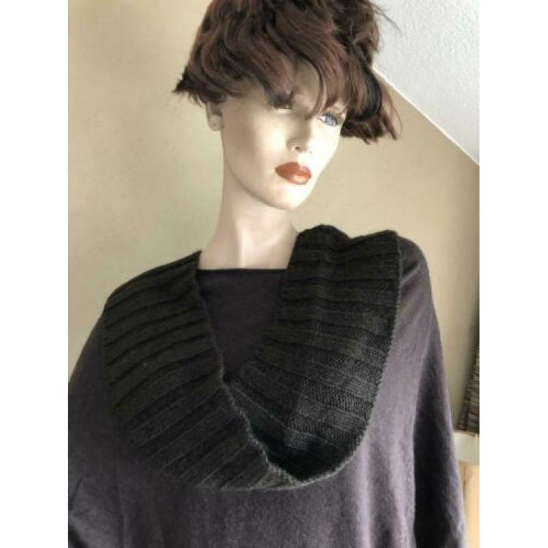 Lang asymmetrisch trui/tuniek van Pinko